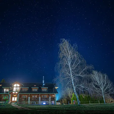 Szent Orban Erdei Wellness Es ホテル 4*